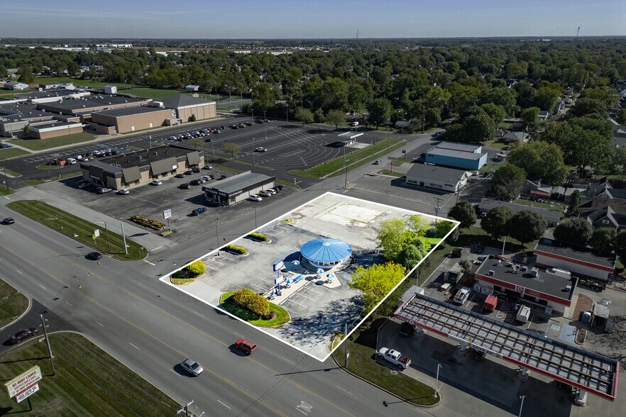 More Photos Of 351 N Morton St, Franklin Restaurant For Sale