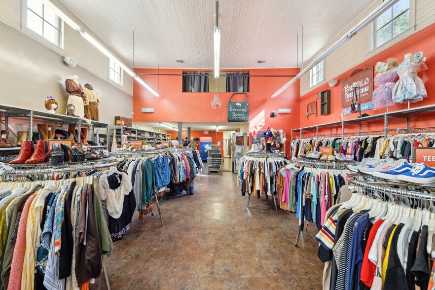 More Photos Of 4119 Magazine St, New Orleans Freestanding For Sale