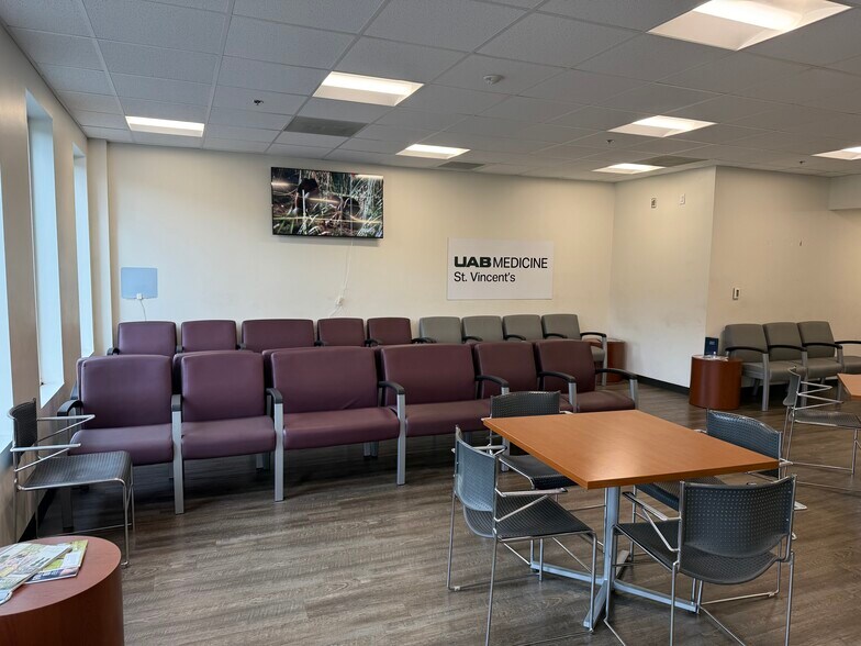 More Photos Of 1 W Lakeshore Dr, Birmingham Medical For Lease