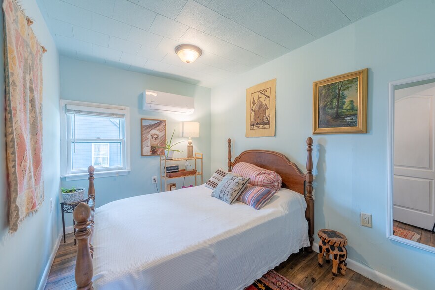 More Photos Of 1101 S Rogers St, Bloomington Multifamily For Sale