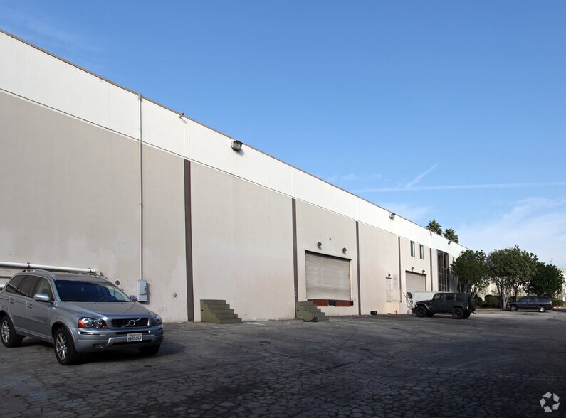 More Photos Of 8660 Hayden Pl, Culver City Movie Radio TVStudio For Lease