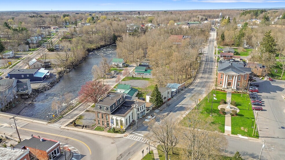 More Photos Of 1880 House Bed & Breakfast, Pulaski Hotel For Sale