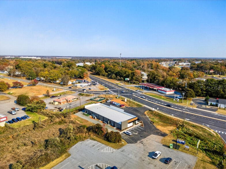 More Photos Of 201-229 Charlotte Hwy, Lyman Unknown For Lease