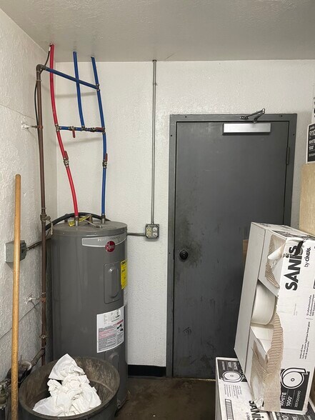 More Photos Of 2255 George Urban Blvd, Depew Auto Repair For Sale