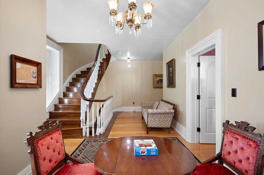 More Photos Of 403 E Adams St, Sandusky Hospitality For Sale