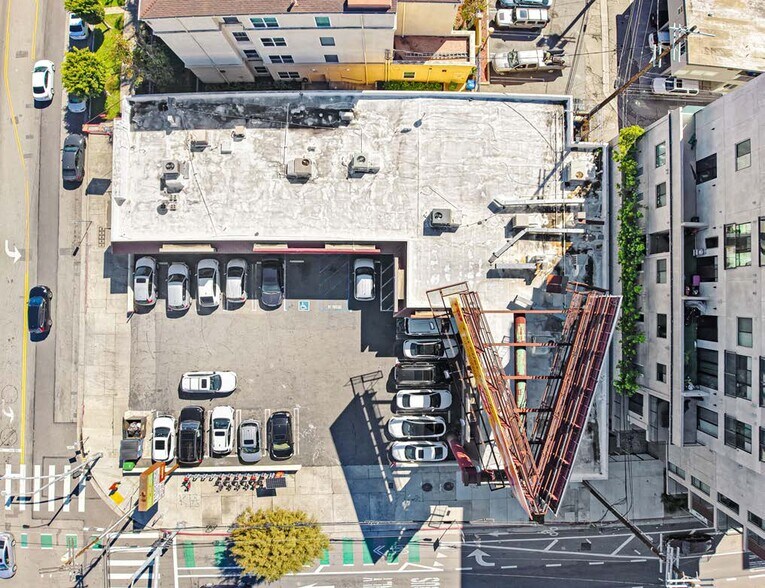 More Photos Of 10400-10410 Venice Blvd, Culver City Storefront For Sale