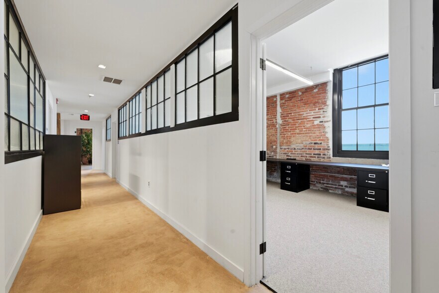 More Photos Of 1523 N Front St, Philadelphia Office For Lease