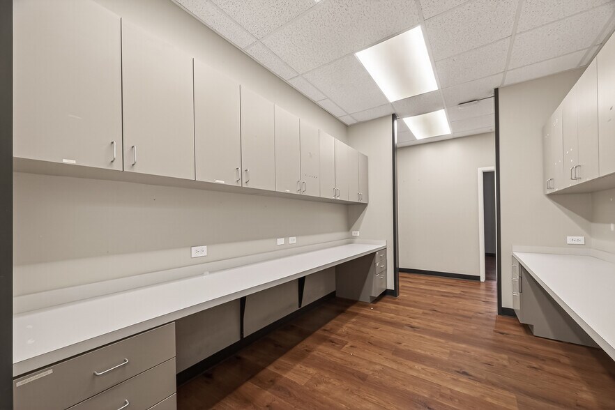 More Photos Of 2223 Dorrington St, Houston Medical For Lease
