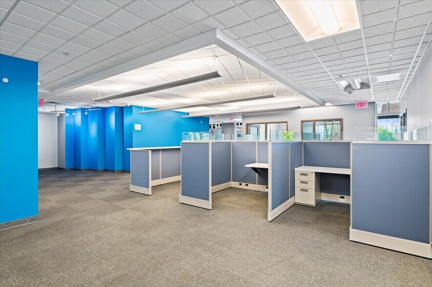 More Photos Of 262-268 Broadway, Saratoga Springs Office Residential For Sale