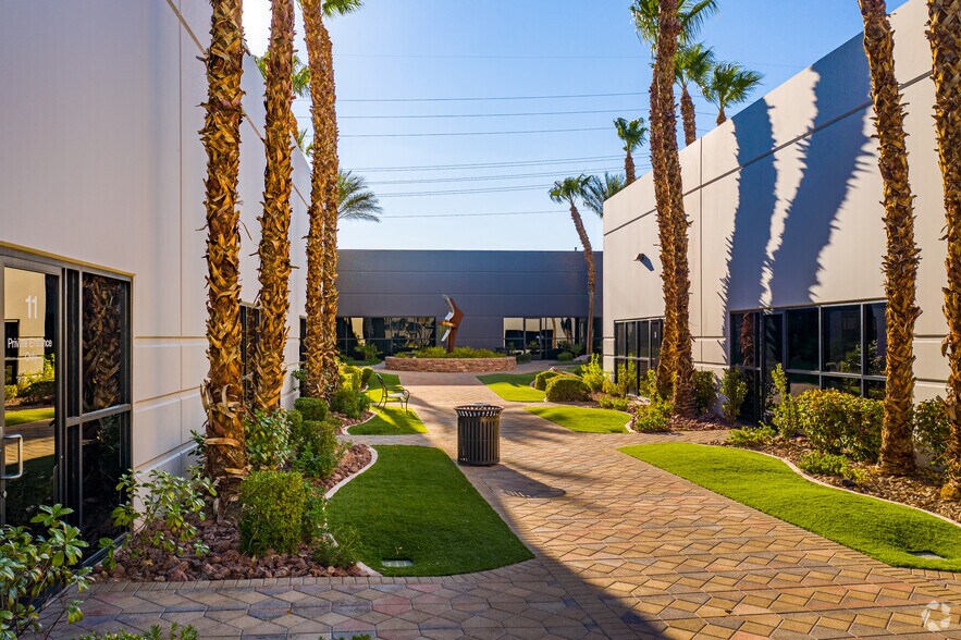 More Photos Of 5920 S Rainbow Blvd, Las Vegas Office For Sale
