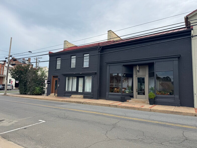 More Photos Of 51 E Lee St, Warrenton Storefront Retail Office For Sale