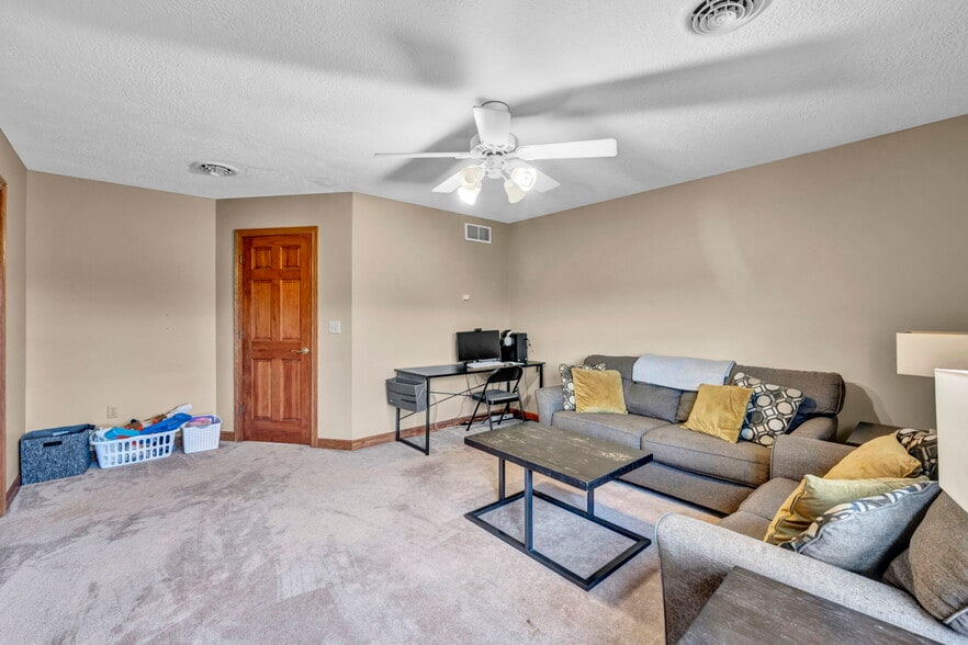 More Photos Of 16449 S Boone Rd, Columbia Station Specialty For Sale