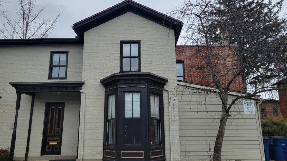 Primary Photo Of 226 E 6th St, Dayton Office Residential For Lease