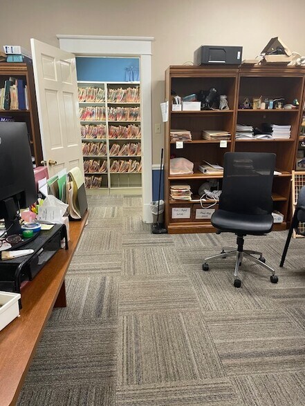 More Photos Of 217 Mocksville Ave, Salisbury Office Residential For Sale