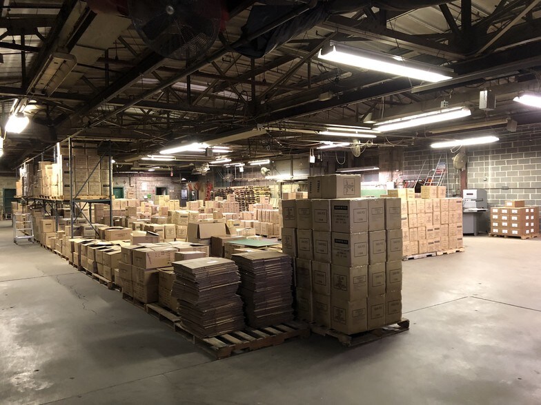 More Photos Of 100 Beecher Ave, Cheltenham Warehouse For Lease