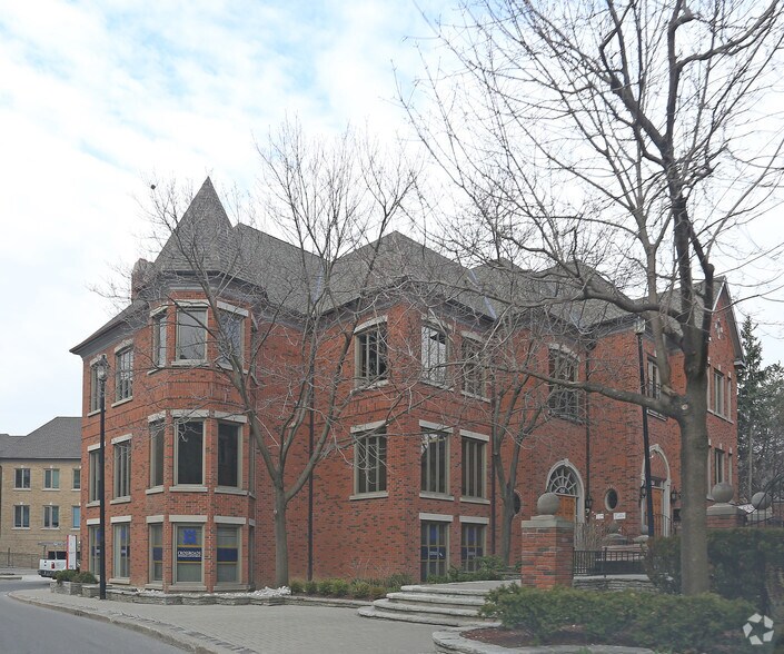 More Photos Of 4257-4265 Sherwoodtowne Blvd, Mississauga Office For Lease