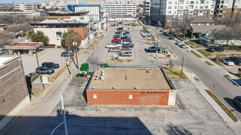 More Photos Of 1550 W Magnolia Ave, Fort Worth Medical For Sale
