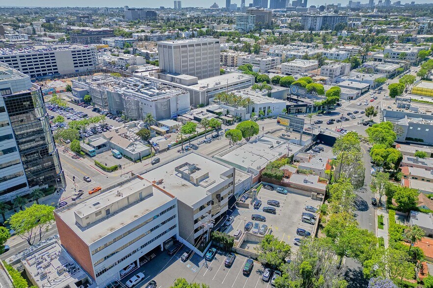 More Photos Of 8737 Beverly Blvd, West Hollywood Medical For Sale