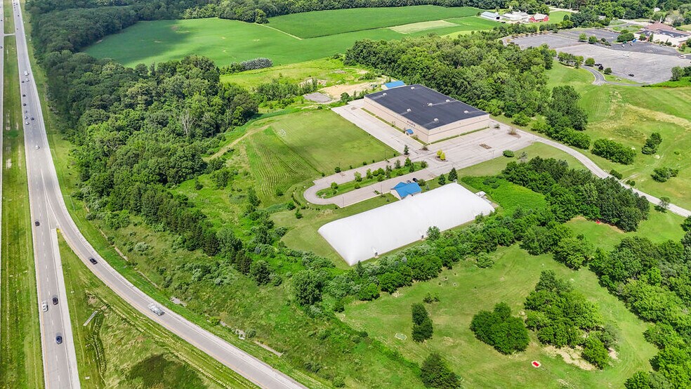 More Photos Of 127 E US Highway 6, Valparaiso Sports And Entertainment For Sale