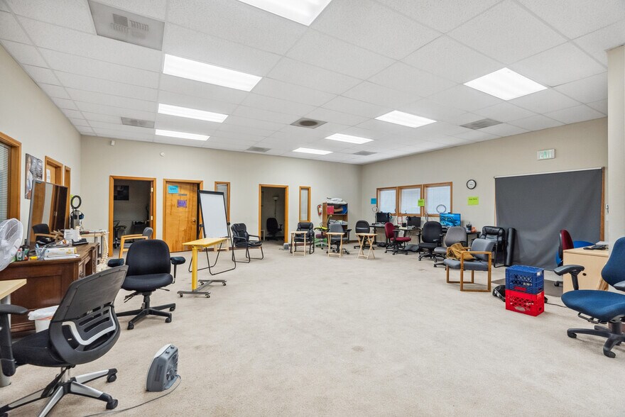 More Photos Of 126 15th St SE, Puyallup Medical For Lease