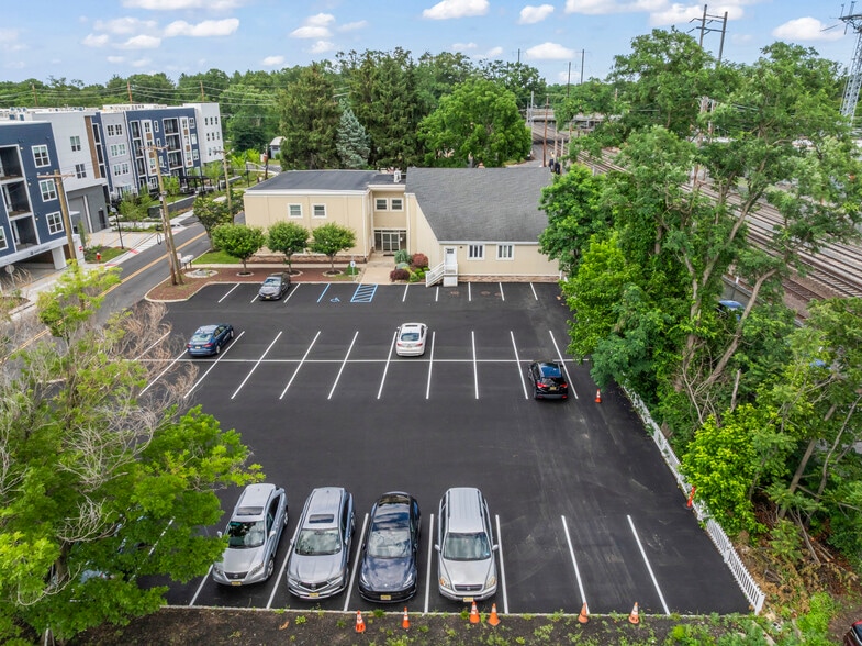 More Photos Of 37 Station Dr, Princeton Junction Office For Sale