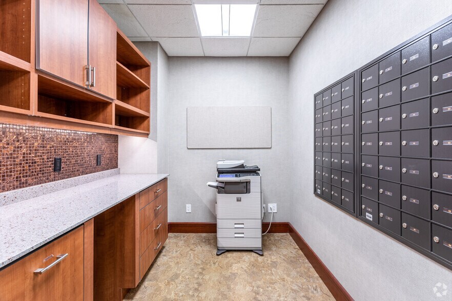 More Photos Of 55 Greens Farms Rd, Westport Office For Sale