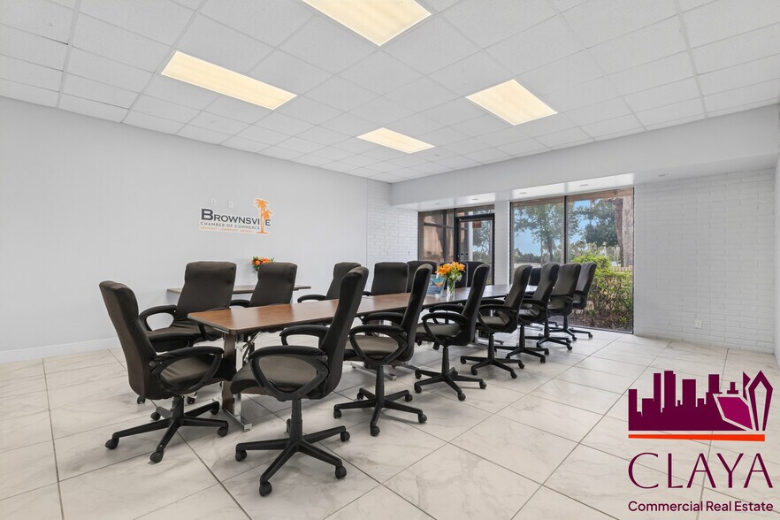 More Photos Of 1600 University Blvd, Brownsville Office For Sale