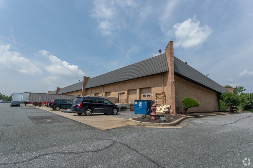 More Photos Of 9321 Philadelphia Rd, Rosedale Unknown For Lease