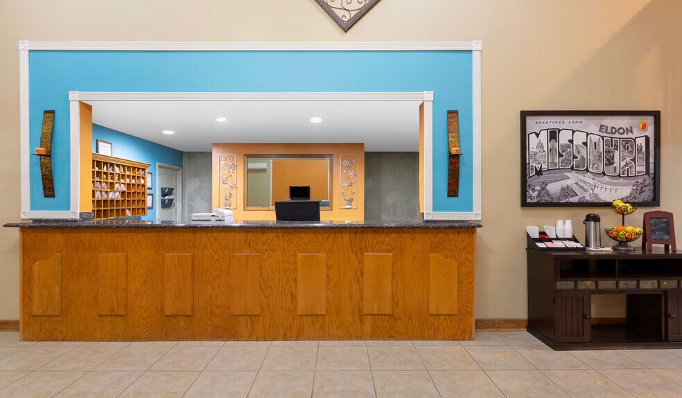 More Photos Of 10 Midway Rd, Eldon Hotel For Sale