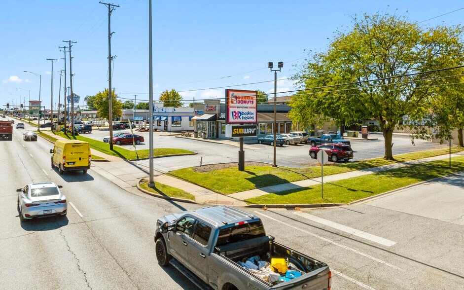 More Photos Of 12150 S Cicero Ave, Alsip Fast Food For Sale