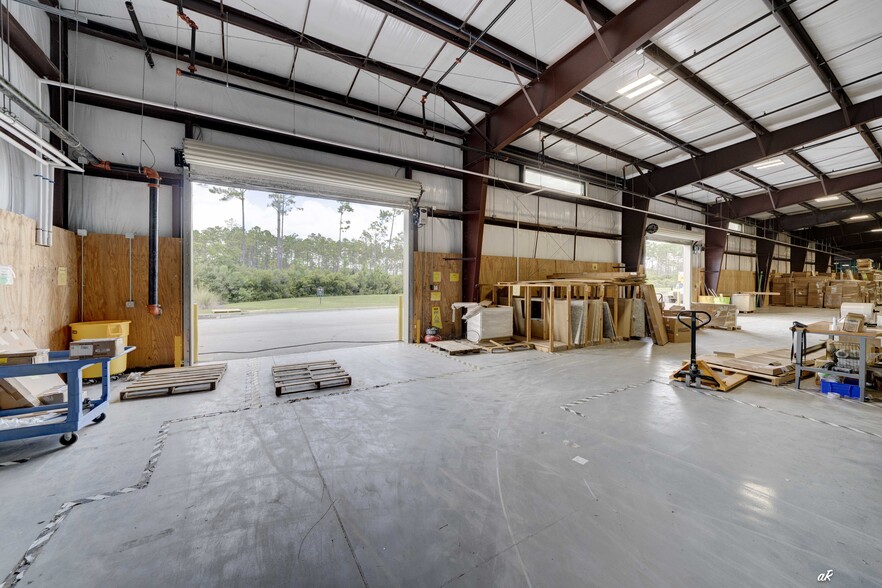More Photos Of 17684 Cordova Pl, Panama City Beach Distribution For Lease