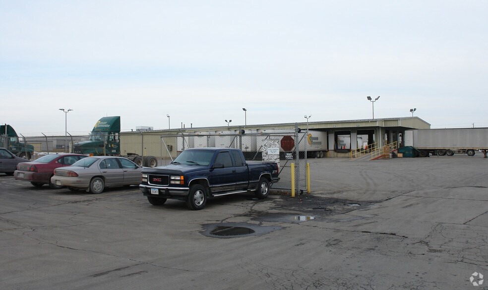 Primary Photo Of 1909 E 17th St, Des Moines Truck Terminal For Lease