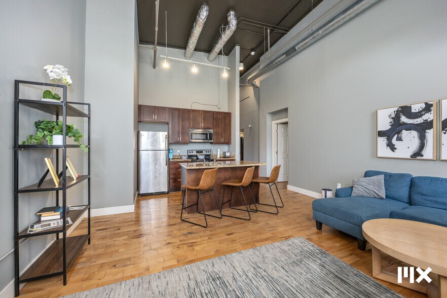 More Photos Of 139 Pearl St NW, Grand Rapids Multifamily For Sale