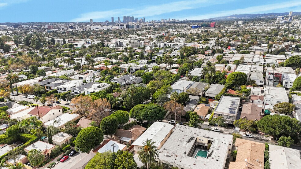 More Photos Of 904 N Spaulding Ave, Los Angeles Apartments For Sale