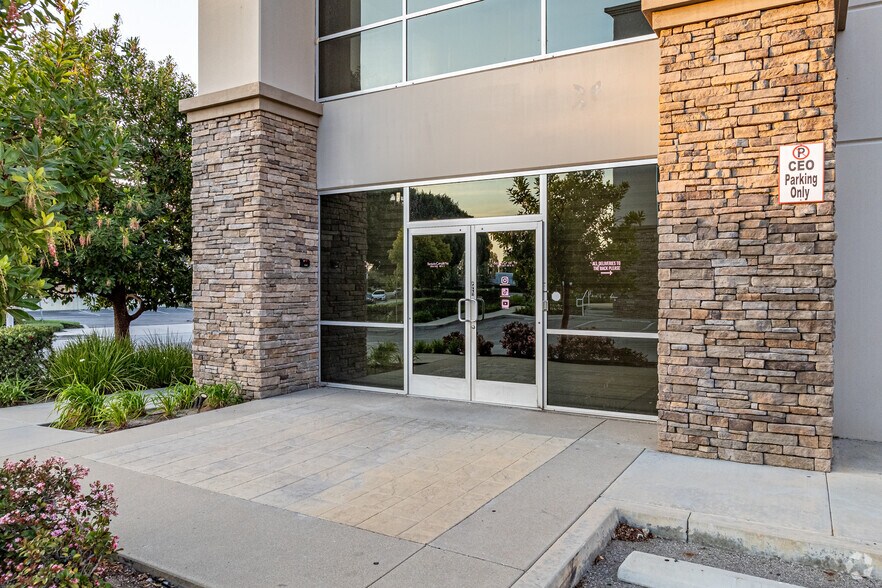 More Photos Of 8800 Slauson Ave, Pico Rivera Warehouse For Lease