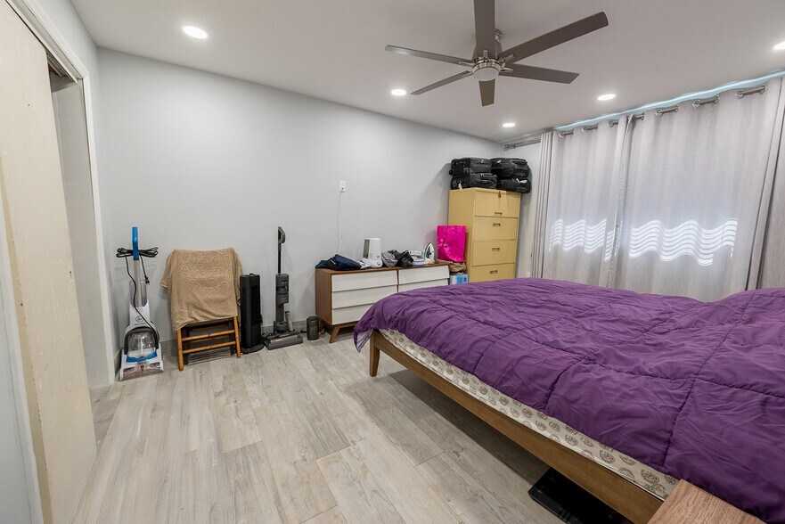 More Photos Of 1757 N Temple Ave, Starke Hotel For Sale