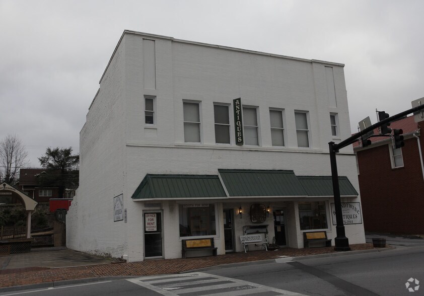 More Photos Of 301 W Main St, Abingdon Coworking Space