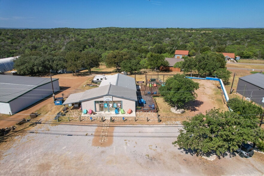 More Photos Of 106 Sunrise Dr, Sunrise Beach Restaurant For Sale