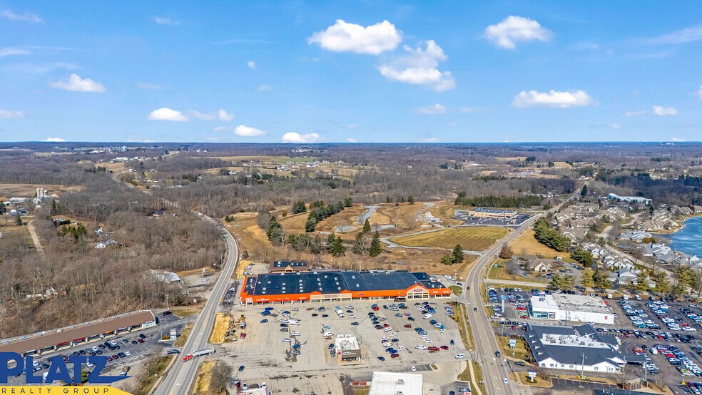 More Photos Of 1107-1119 Village Plz, Columbiana General Retail For Lease