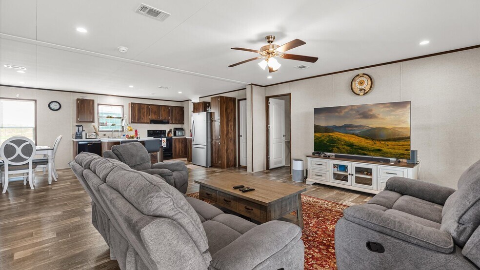 More Photos Of 6286 FM 2146, Jourdanton Land For Sale