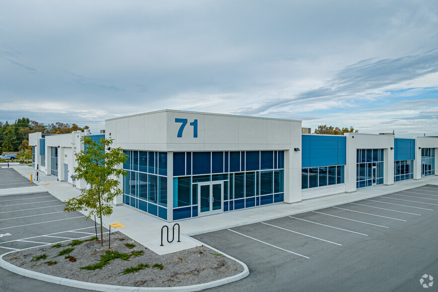 Primary Photo Of 71 Hanlon Creek Blvd, Guelph Office For Lease