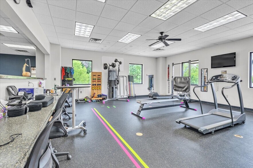 More Photos Of 304 S 29th St, Chickasha Medical For Sale