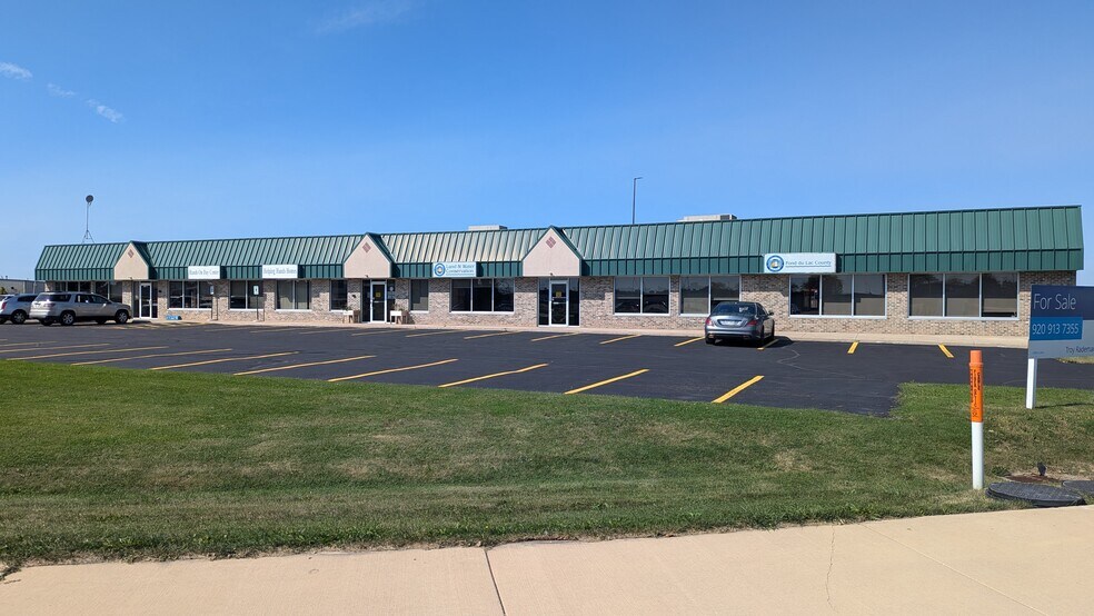 More Photos Of 848 S Military Rd, Fond Du Lac Storefront Retail Office For Sale