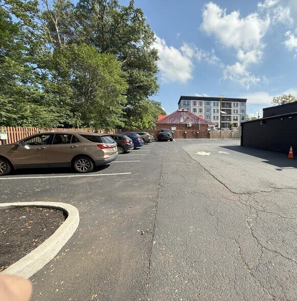 More Photos Of 1353 South Ave, Plainfield Freestanding For Sale