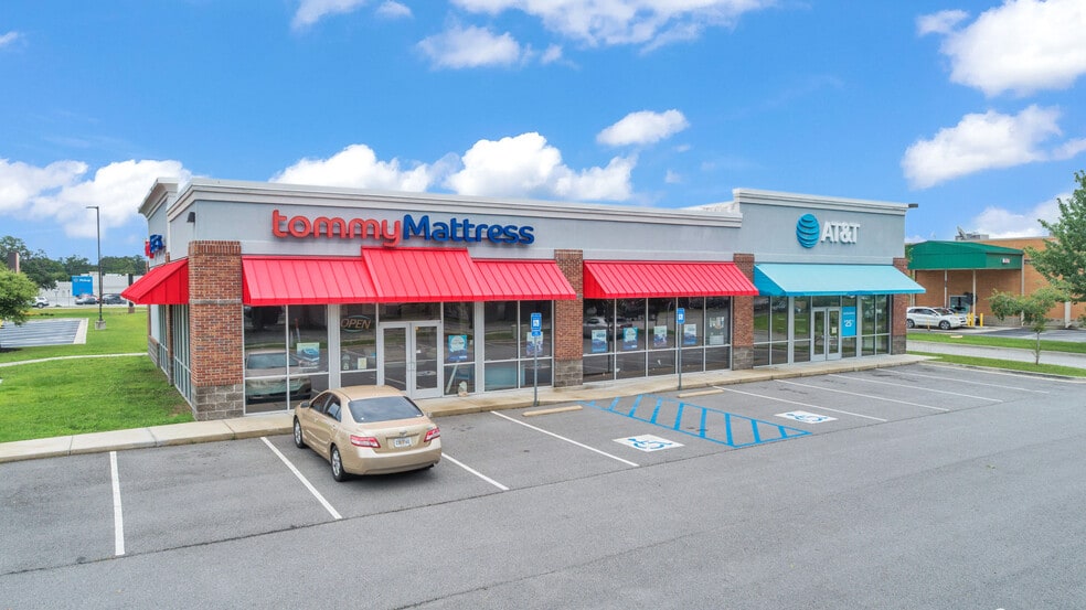 More Photos Of 5440 S Columbia Ave S, Rincon Freestanding For Lease