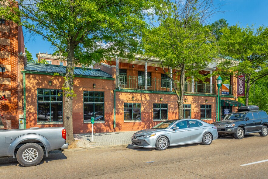 More Photos Of 212 Market St, Chattanooga Restaurant For Sale