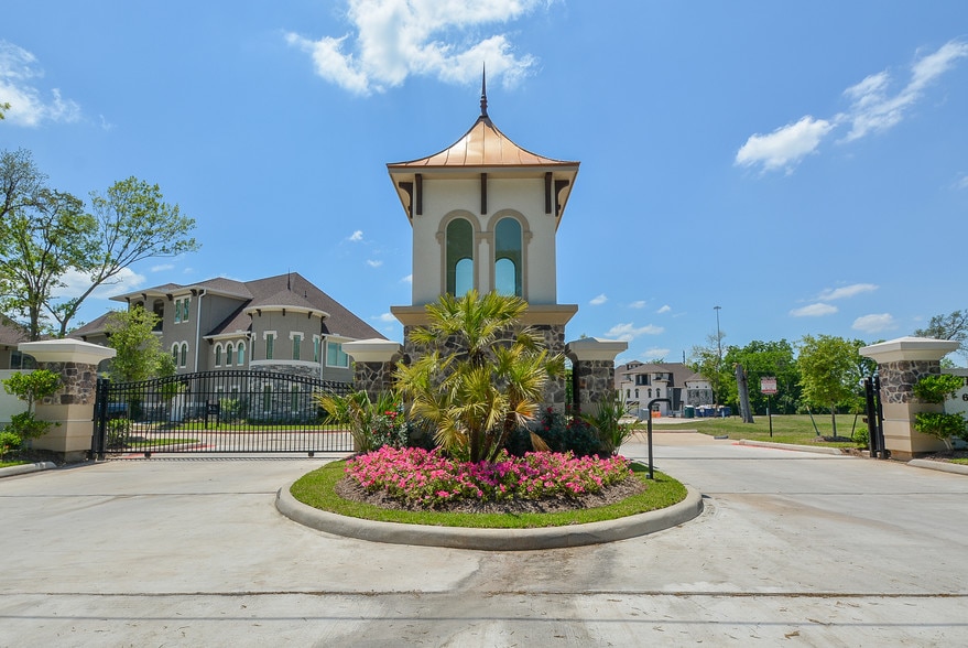 More Photos Of 6542 Greatwood Pky, Sugar Land Medical For Lease