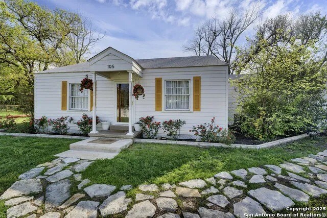 More Photos Of 105 NW River Rd, Martindale Specialty For Sale