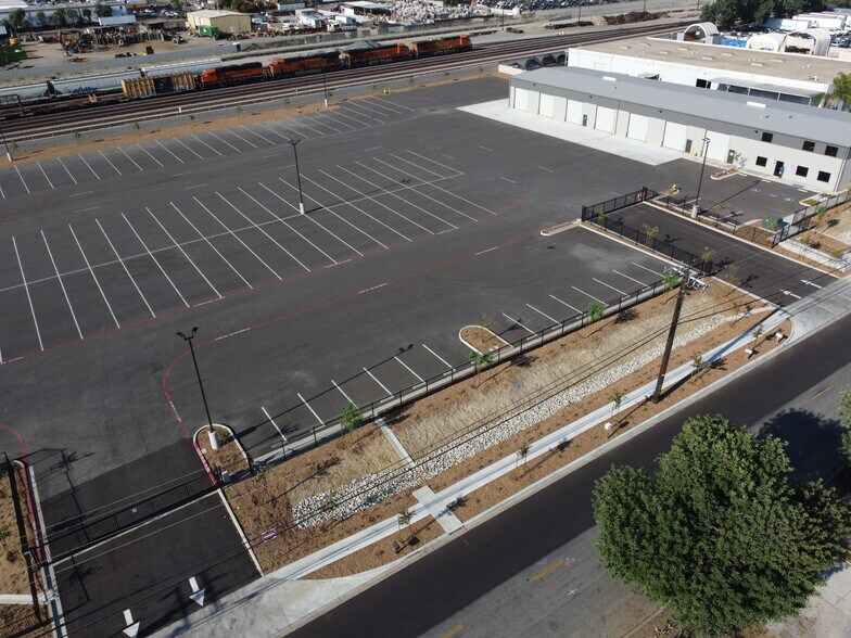 More Photos Of 15122 Ceres Ave, Fontana Industrial For Lease