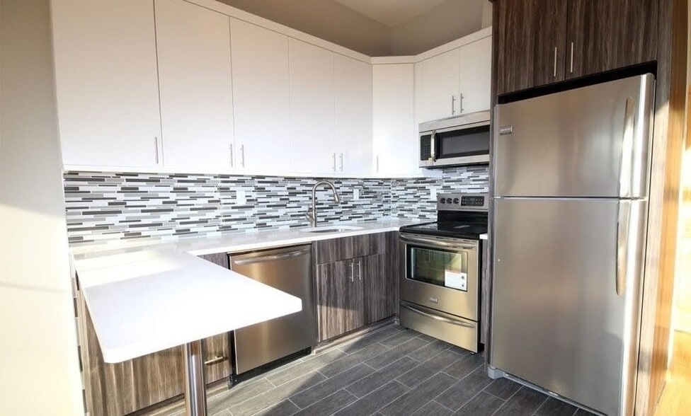 More Photos Of 14-18 31st Ave, Astoria Apartments For Sale